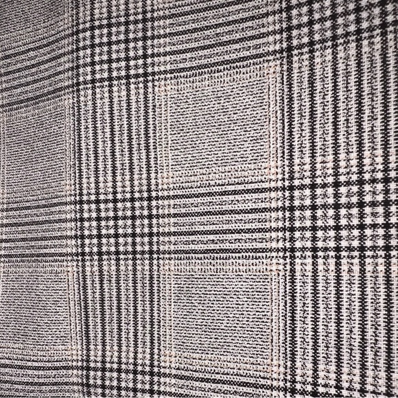 Zara man.  Basic Pants, Black Plaid Belted Straight Leg Driver Pant. Size S - Picture 9 of 9